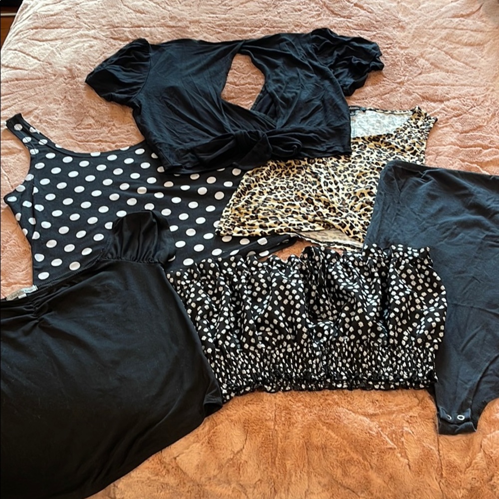 Bundle of 6 beautiful mix match tops